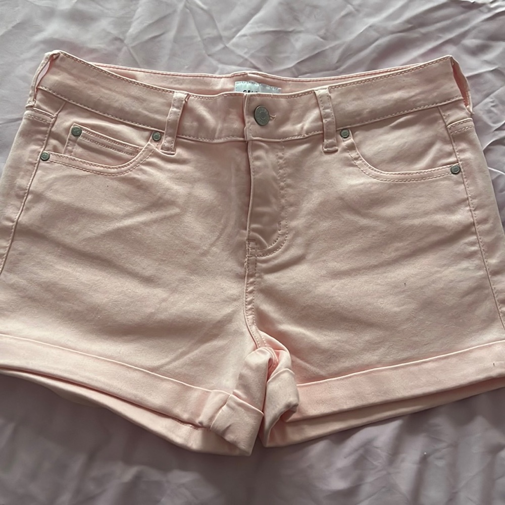 Light pink shorts. Size 9